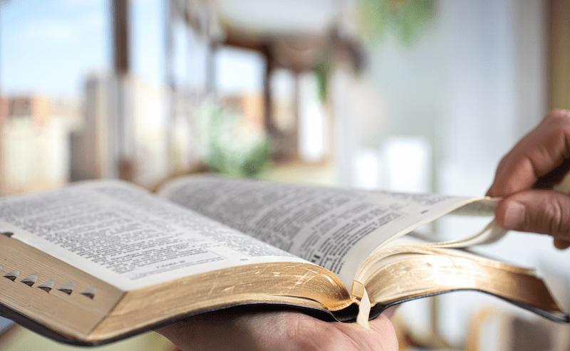 A man reads the Bible about the ephod.